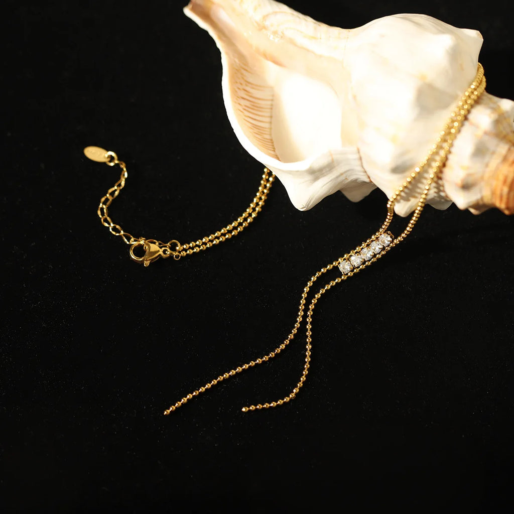 Matea North Star - Shooting Star Necklace